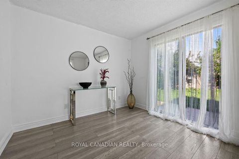 Photo 13 at 6 Damascus Drive, Clairville, Toronto