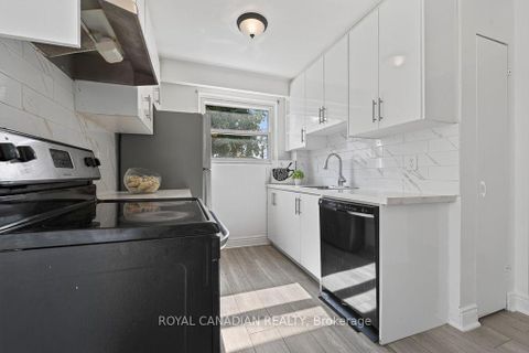 Photo 22 at 6 Damascus Drive, Clairville, Toronto