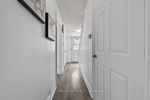 Photo 27 at 6 Damascus Drive, Clairville, Toronto