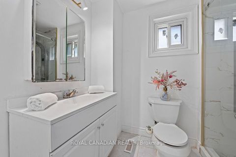 Photo 37 at 6 Damascus Drive, Clairville, Toronto