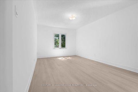 Photo 26 at 22 Fern Avenue, Langstaff, Richmond Hill