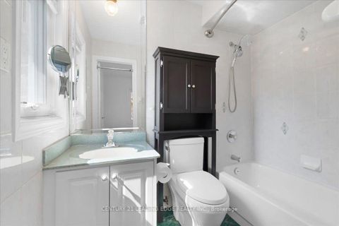 Photo 33 at 22 Fern Avenue, Langstaff, Richmond Hill