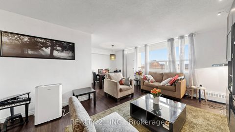 Photo 14 at 819 - 180 Markham Road, Scarborough Village, Toronto