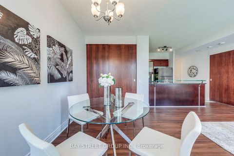 Photo 14 at 512E - 500 Queens Quay W, Waterfront Communities C1, Toronto