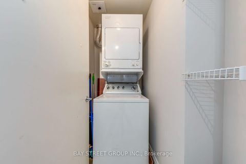 Photo 24 at 512E - 500 Queens Quay W, Waterfront Communities C1, Toronto
