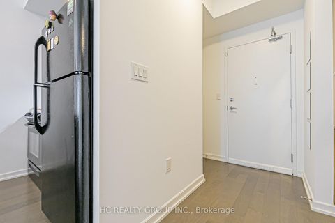 Photo 10 at 1803 - 70 Forest Manor Road, Henry Farm, Toronto