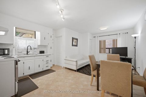 Photo 6 at 53 Wilmar Road, City Centre West, Toronto