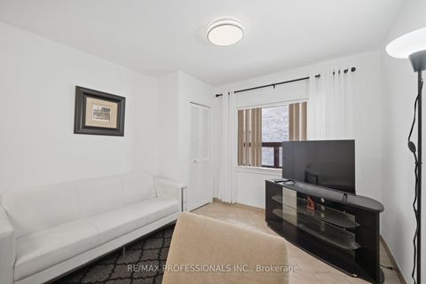 Photo 9 at 53 Wilmar Road, City Centre West, Toronto