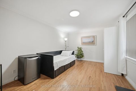 Photo 15 at 53 Wilmar Road, City Centre West, Toronto