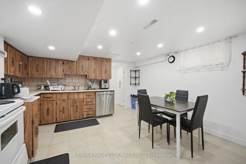 Photo 27 at 53 Wilmar Road, City Centre West, Toronto