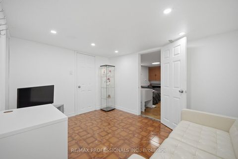 Photo 29 at 53 Wilmar Road, City Centre West, Toronto