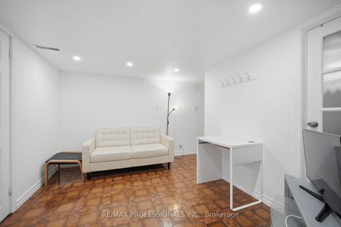 Photo 30 at 53 Wilmar Road, City Centre West, Toronto