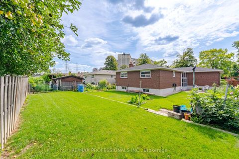 Photo 44 at 19 Earldown Drive, Richview, Toronto