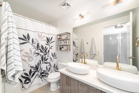 Photo 14 at 302 - 105 The Queensway Avenue, Swansea, Toronto