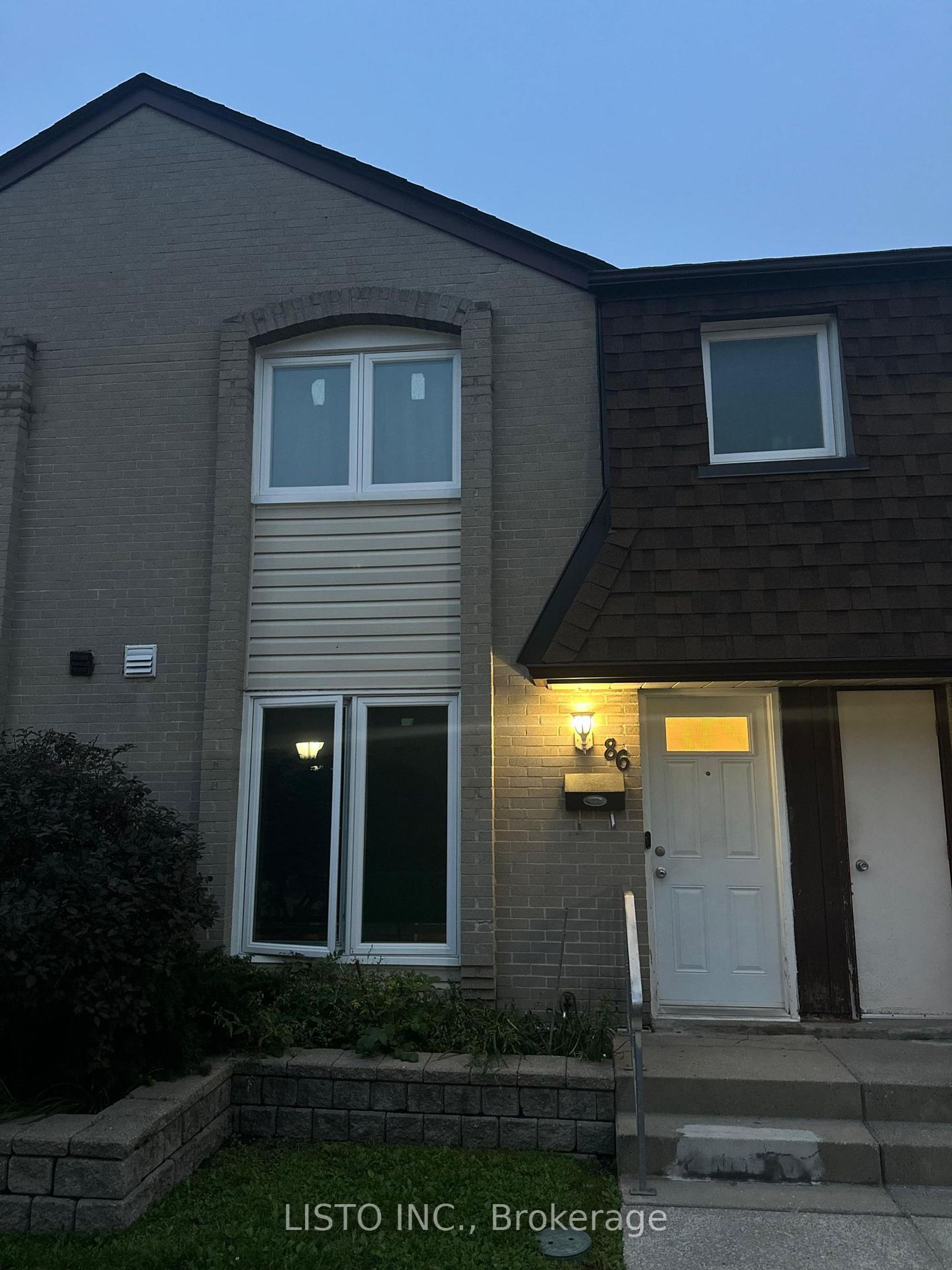 86 - 21 Livonia Place, Morningside, Toronto photo 4