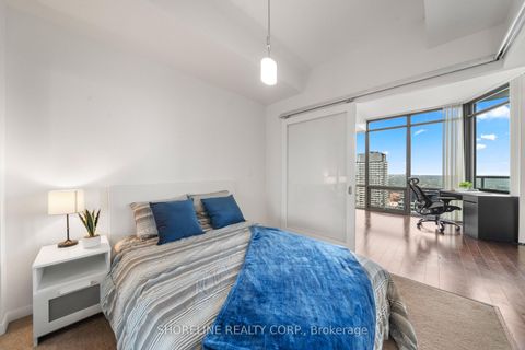 Photo 3 at 4807 - 832 Bay Street, Bay Street Corridor, Toronto