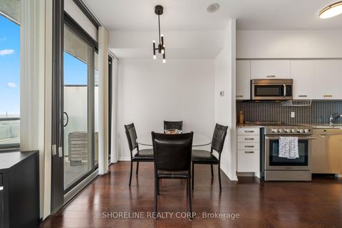 Photo 6 at 4807 - 832 Bay Street, Bay Street Corridor, Toronto