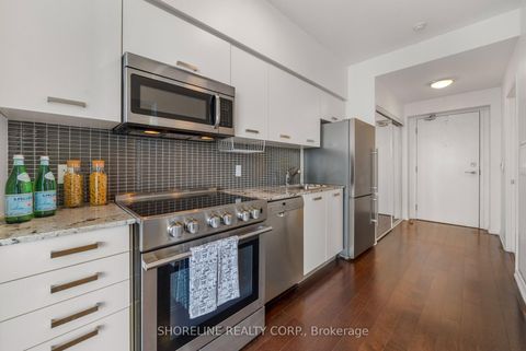 Photo 16 at 4807 - 832 Bay Street, Bay Street Corridor, Toronto