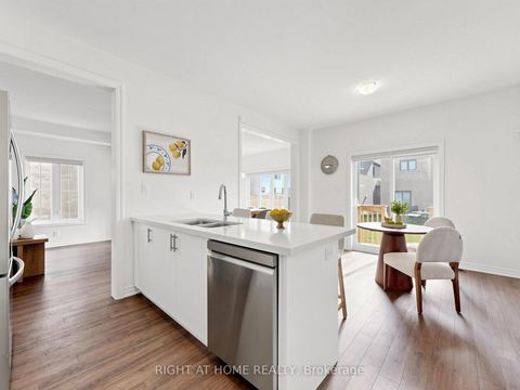 Photo 17 at 10 George Ellis Drive, Keswick North, Georgina