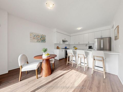 Photo 18 at 10 George Ellis Drive, Keswick North, Georgina