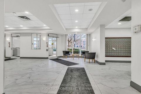 Photo 4 at 435 - 650 Lawrence Avenue W, Lawrence, Toronto