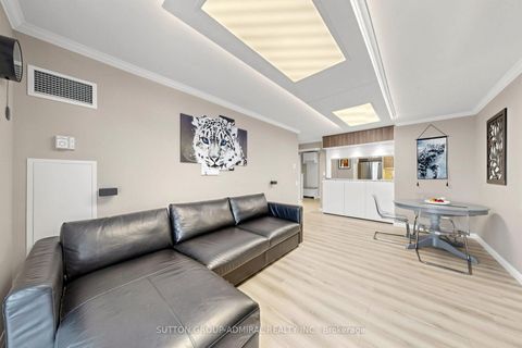Photo 11 at 435 - 650 Lawrence Avenue W, Lawrence, Toronto