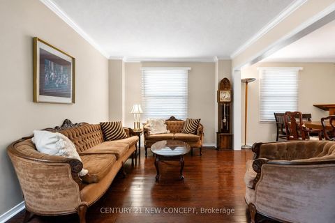 Photo 7 at 8 Millcroft Way, Brownridge, Vaughan
