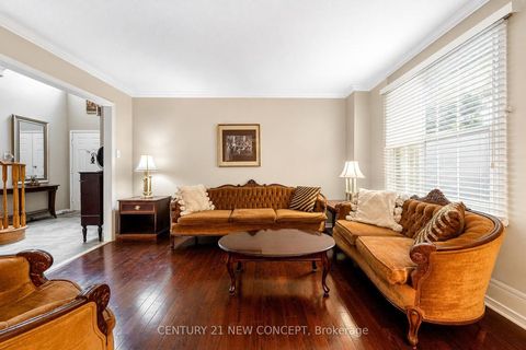 Photo 8 at 8 Millcroft Way, Brownridge, Vaughan