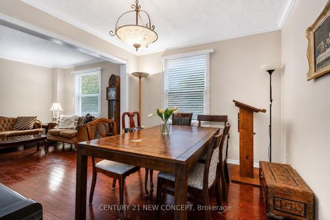 Photo 9 at 8 Millcroft Way, Brownridge, Vaughan
