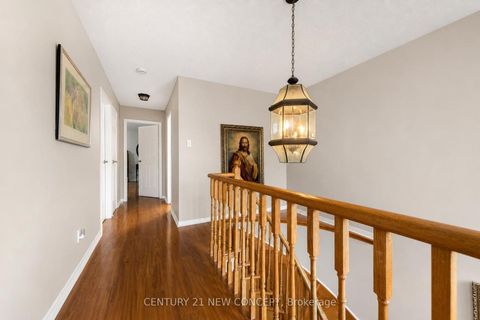 Photo 20 at 8 Millcroft Way, Brownridge, Vaughan
