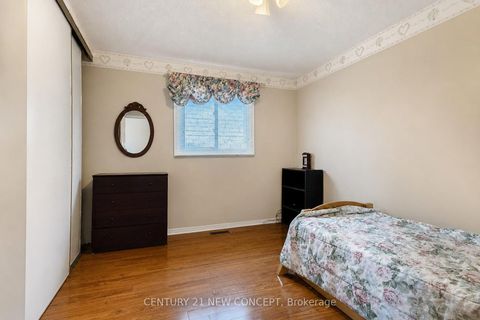 Photo 23 at 8 Millcroft Way, Brownridge, Vaughan