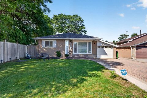 Photo 6 at 178 Kingsview Boulevard, The Westway, Toronto