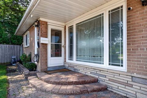 Photo 9 at 178 Kingsview Boulevard, The Westway, Toronto
