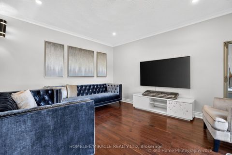 Photo 10 at 178 Kingsview Boulevard, The Westway, Toronto