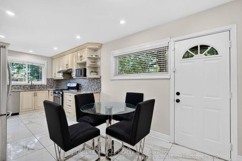 Photo 14 at 178 Kingsview Boulevard, The Westway, Toronto