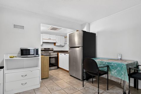 Photo 22 at 178 Kingsview Boulevard, The Westway, Toronto