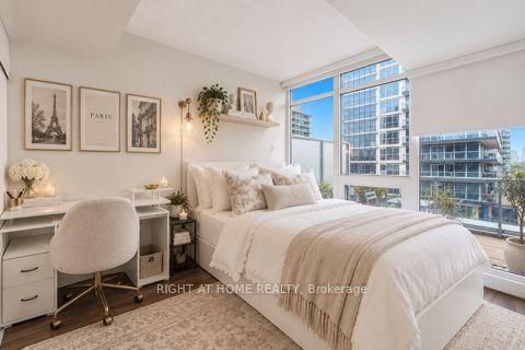 Photo 12 at 219 - 72 ESTHER SHINER Boulevard, Bayview Village, Toronto