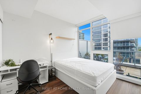 Photo 13 at 219 - 72 ESTHER SHINER Boulevard, Bayview Village, Toronto