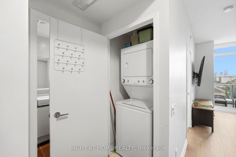 Photo 16 at 219 - 72 ESTHER SHINER Boulevard, Bayview Village, Toronto