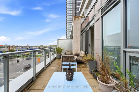 Photo 18 at 219 - 72 ESTHER SHINER Boulevard, Bayview Village, Toronto