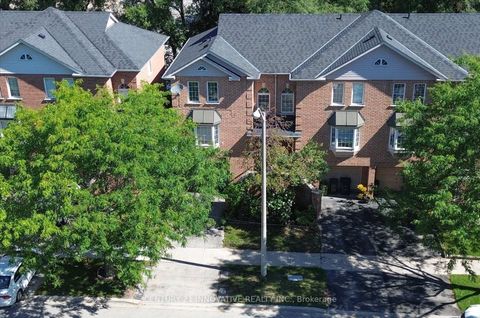 Photo 5 at 28 Eli Shackleton Court, West Hill, Toronto