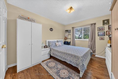 Photo 27 at 28 Eli Shackleton Court, West Hill, Toronto