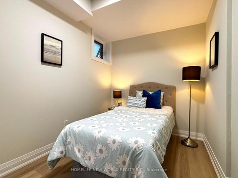 Photo 25 at 45 - 19 Eldora Avenue, Newtonbrook West, Toronto