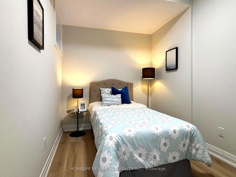 Photo 28 at 45 - 19 Eldora Avenue, Newtonbrook West, Toronto