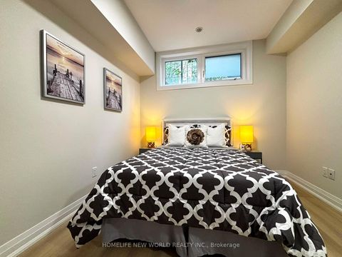 Photo 29 at 45 - 19 Eldora Avenue, Newtonbrook West, Toronto