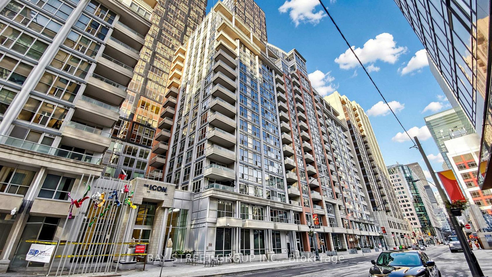 1134 - 250 Wellington Street W, Waterfront Communities C1, Toronto photo number 2