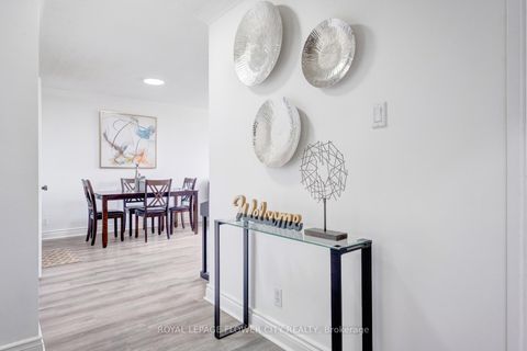 Photo 11 at 417 - 6 Humberline Drive, Clairville, Toronto