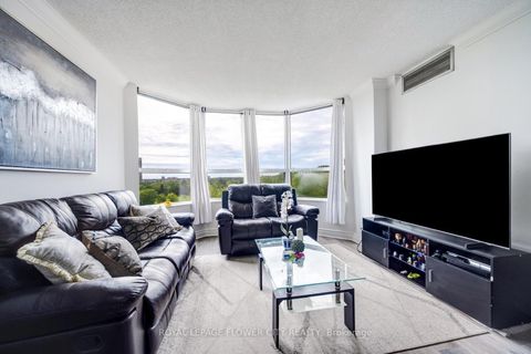 Photo 16 at 417 - 6 Humberline Drive, Clairville, Toronto