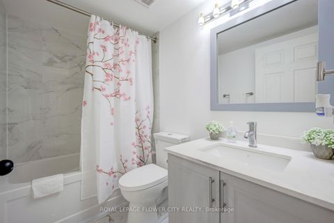 Photo 29 at 417 - 6 Humberline Drive, Clairville, Toronto