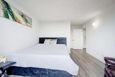 Photo 30 at 417 - 6 Humberline Drive, Clairville, Toronto